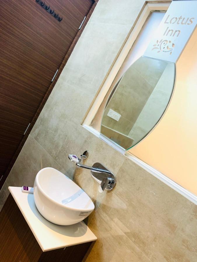 Hotel Lotus Inn Sirsa Extérieur photo
